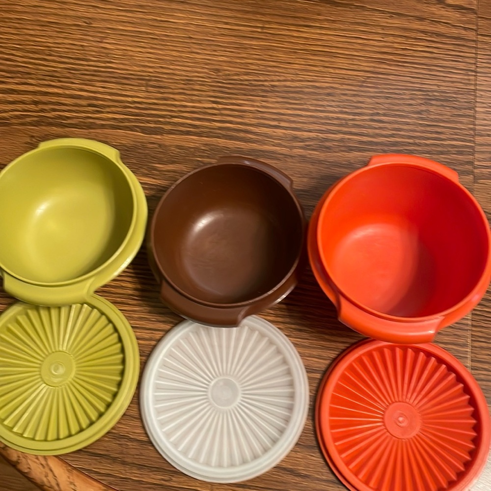 Vintage Tupperware small storage containers